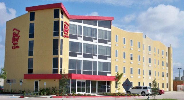 Кровать в общем номере Red Roof Inn & Suites Beaumont