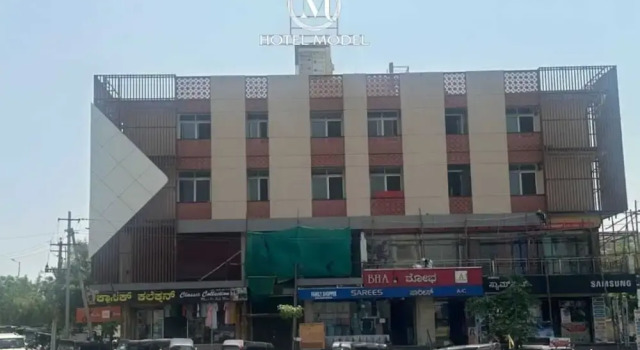 Model Grand Inn, Réserver Hôtel Ballari Karnataka