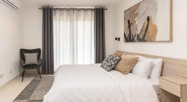 Executive 2 bedroom with gym and pool for short and long stay, Rezervovat Hotel Osu 