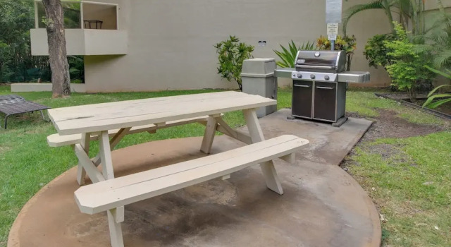 Steps to Beach: Kihei Studio w Scenic Lanai, Забронировать Отель Кихеи Мауи