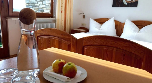 Frühstückspension Rofangarten, Varaa Hotelli Maurach Achensee
