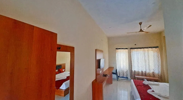 Pushkar Retreat Resort, Забронировать Курортный отель Отели штата Раджастхана с парковкой, Парковка