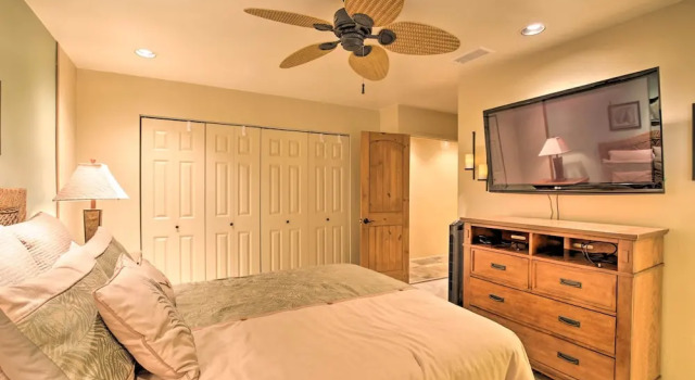 Коттедж Indio Escape w/ Fire Pit & Resort Amenities!