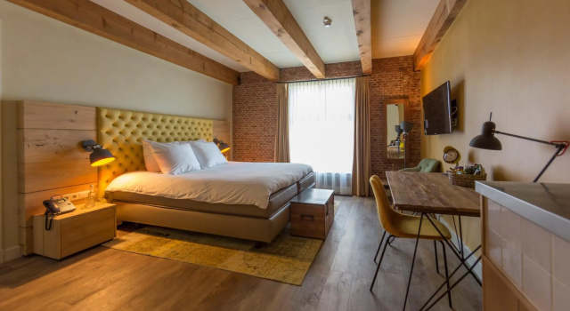 Люкс Classic Van Rossum Stadshotel Woerden