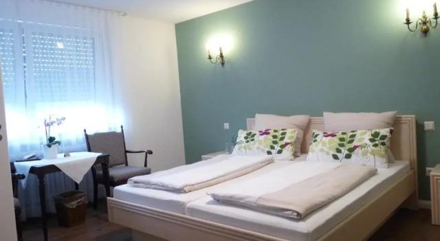 Двухместный номер Standard Hotel Markgräfler Hof