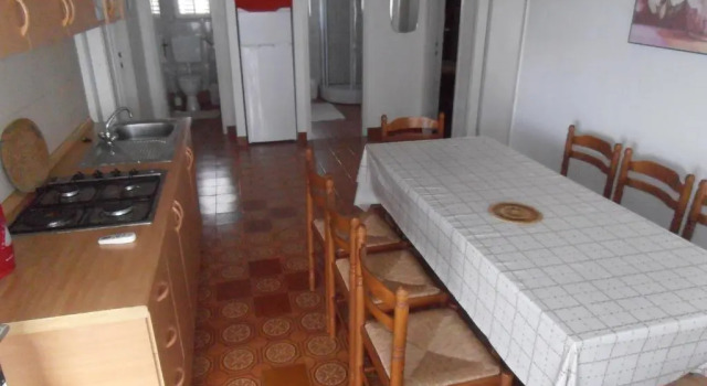 Апартаменты с 3 комнатами с балконом и с видом на море Apartmani NIKA