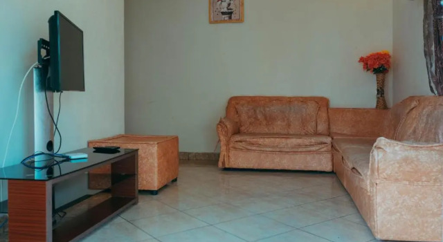 RS VILLA student share apartments with private room,free wifi ,100mts to the beach, Prenota Appartamento Flic-en-Flac Mauritius Costa Ovest