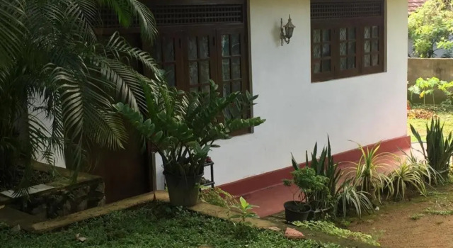 Апартаменты Galle Rest Home