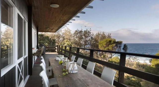 Коттедж Bannisters Beach House