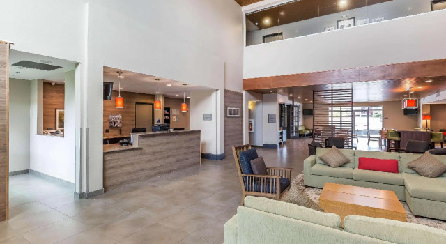 Garner Hotel Houston Westheimer by IHG, Rezervovat Hotel Westchase Houston