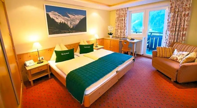 Трёхместный номер Standard с балконом Nationalparkhotel Klockerhaus