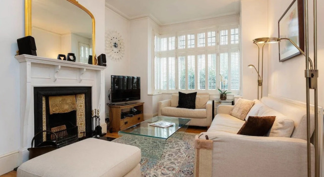 Veeve - Homely Hammersmith, Забронировать Отель Отели Англии 3 звезды, 3*