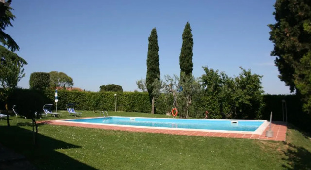 Villa Il Cedro, Varaa Villa  