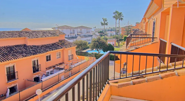 Коттедж с 3 комнатами с балконом Casa Butiplaya