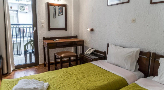 Malia Holidays Hotel