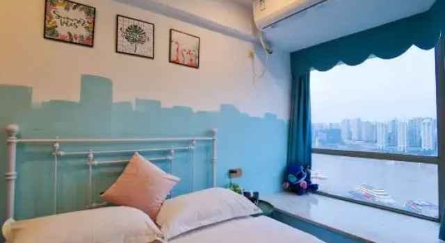 Люкс с 2 комнатами с видом на реку Novotel Suites Nancy Centre