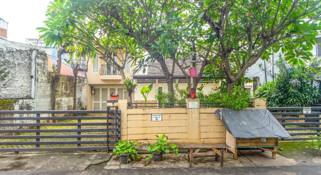 Singgahsini Mampang Prapatan V, Book Hostel Hostels in Mampang, Hostel