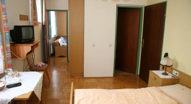 Familienhotel Schmautz, Забронировать Отель Зиттерсдорф Клопайнерзее