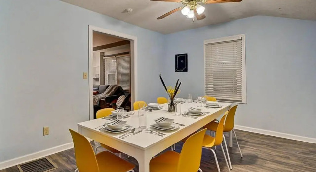 Коттедж 1433 Fletcher Ave,Indianapolis