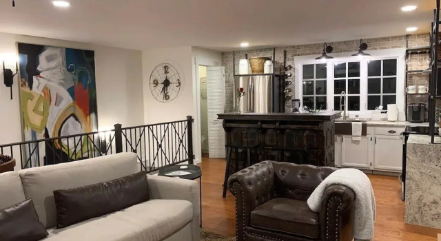 Five-star Historic Boyd Harvey Carriage House 2 Bedroom Home by RedAwning, Réserver Hôtel Farragut Tennessee