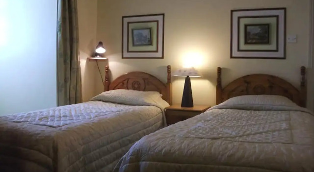 Riverdale Farmhouse, Prenota Hotel Doolin 