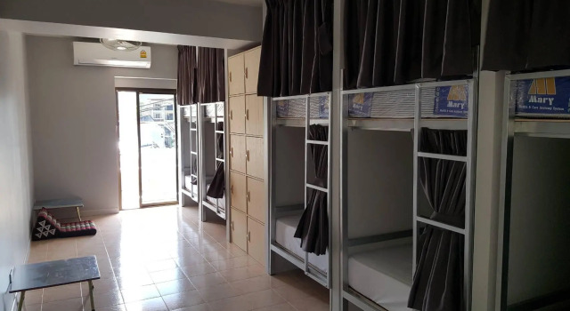 The Lucky Kata Hostel, Забронировать Хостел Отели Южного Таиланда с парковкой, Парковка