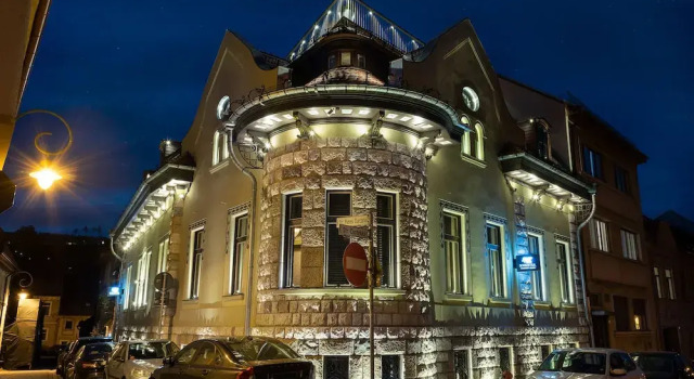 Schuster Boarding House, Rezerwuj Hotel Bran 