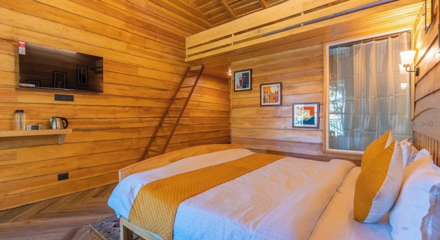 Люкс Echor Malusara Lakeview Retreat Bhimtal