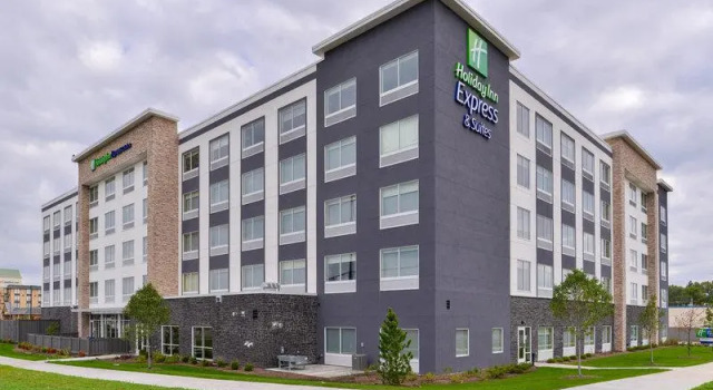 Номер Deluxe Holiday Inn Express & Suites Mall of America - MSP Airport by IHG