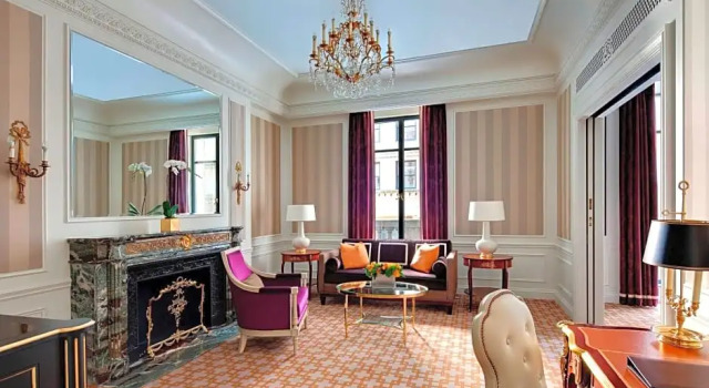 Двухместный люкс с услугами дворецкого Deluxe c 1 комнатой The St. Regis New York