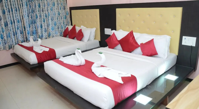 Люкс Hotel Sai Leela Grand