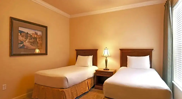 Люкс с 3 комнатами Tuscana Resort Orlando by Tropical Escape