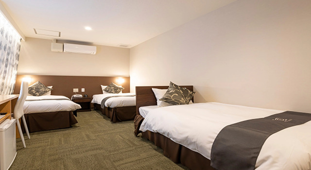 Трёхместный номер Standard Hotel Axiainn Osaka-Uehonmachi