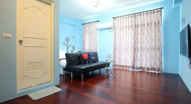 Standardowy dwuosobowy pokój i balkonem Yi Homestay