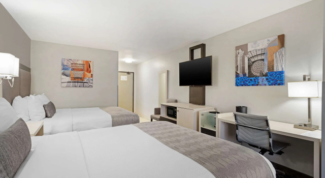 Четырёхместный номер Standard Best Western Morton Inn