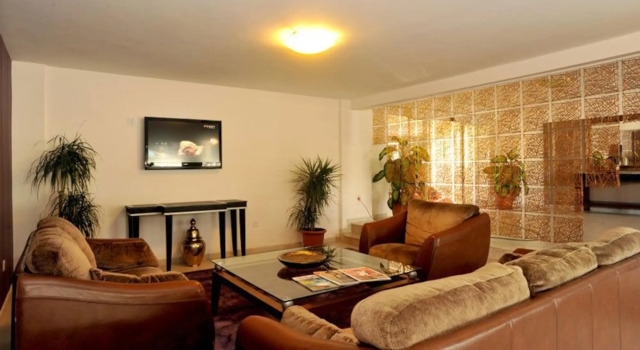 Uptown Buyuk Anadolu Girne
