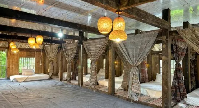 Кровать в общем номере GG Du Gia Homestay
