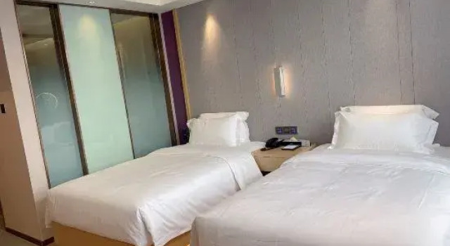 Люкс Superior Lavande Hotel Shiyan Dongfeng Avenue Airport