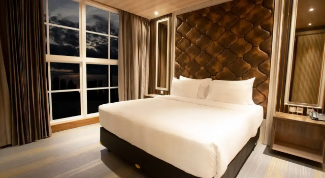 Полулюкс Avery De Grand City Hotel Bandung