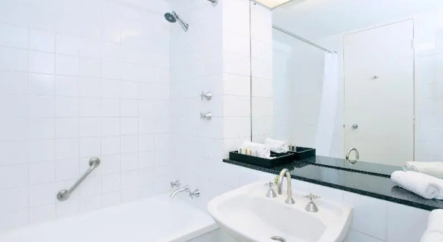 Двухместный номер Deluxe Crowne Plaza Canberra by IHG