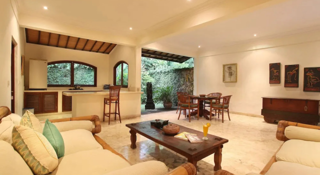 Вилла с 2 комнатами с балконом Villa Lalu