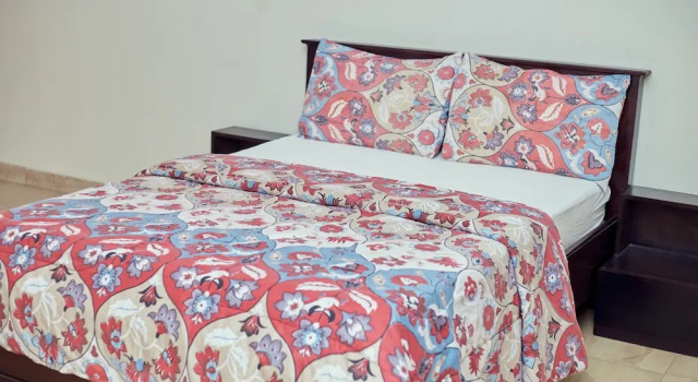 9 Roses Hotel, Prenota Hotel Hotel 3 stelle a Kumasi, 3*