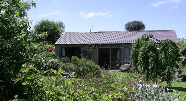 Коттедж Down South Cottage