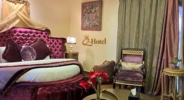 Люкс с видом на город Q Hotel