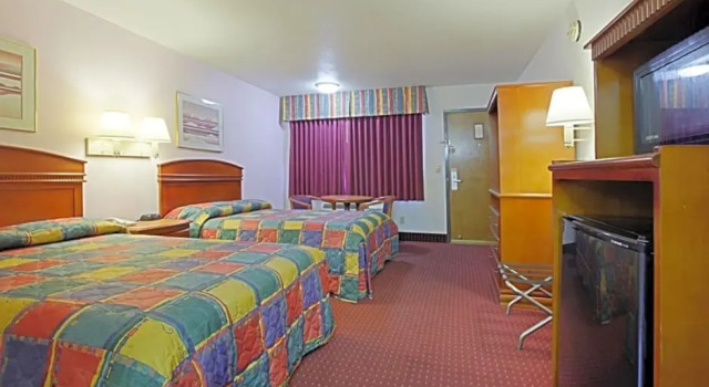 Номер Standard Americas Best Value Inn Pico Rivera Los Angeles E
