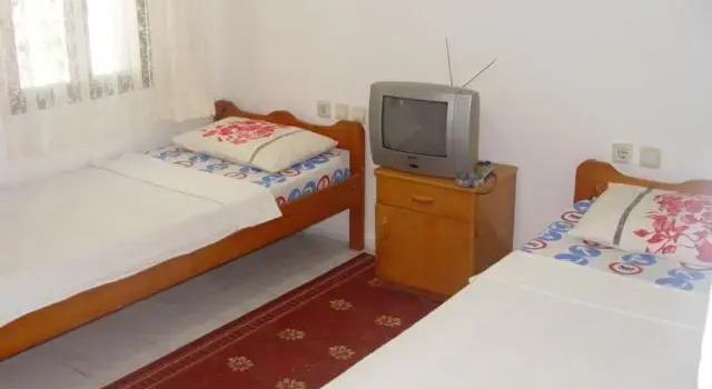 Hakan Pansiyon, Rezervovat Hotel Turgutreis 