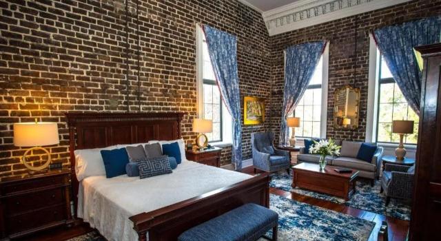 East Bay Inn, Historic Inns of Savannah Collection