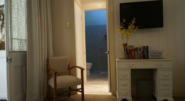 Brisbane Milton Bed and Breakfast, Забронировать Отель Отели Брисбна 4 звезды, рядом с Баптистская церковь Windsor Road, 4*