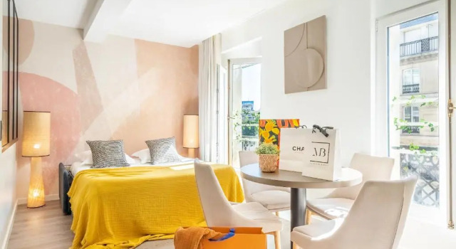 Апартаменты Superior c 1 комнатой с видом на город Yuna Les Halles - Serviced Apartments