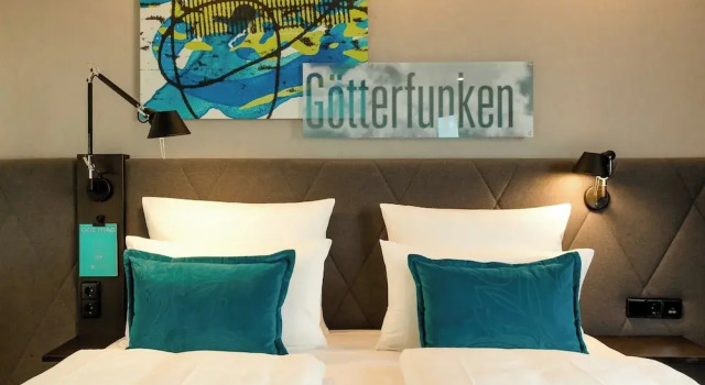 Номер Standard с балконом Motel One Bonn-Beethoven